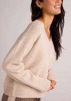 V-NECK SWEATER