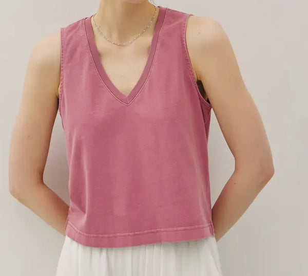 CROPPED BASIC V-NECK TANK