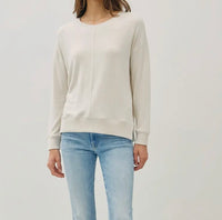 ROUND NECK PULLOVER