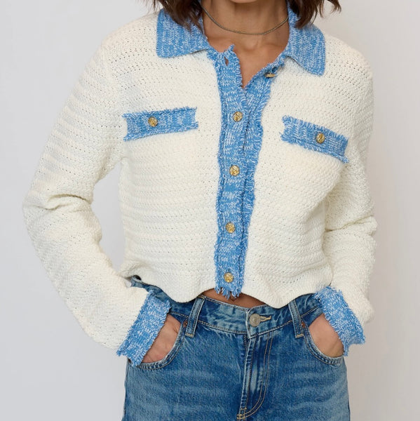 ROSE SCALLOP SWEATER