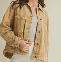 BACK PLEATED JACKET