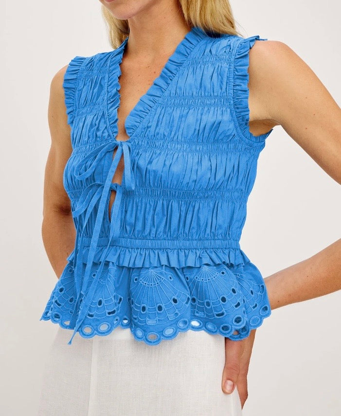 TOPS – Moe Momentum Clothing