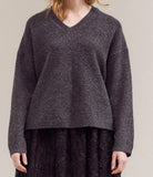 DAILY VNECK SWEATER